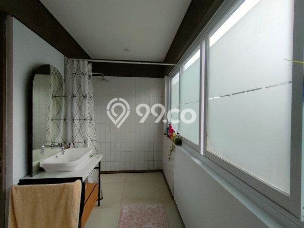 Rumah Elit Modern Tanpa Renovasi di Cigadung Bandung Rumah Elit Modern Tanpa Renovasi di Cigadung Bandung