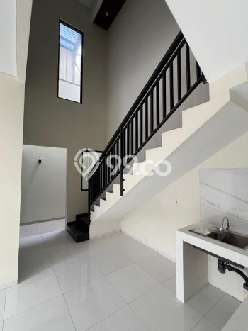 For Sale Rumah 4 Kamar Lokasi Strategis Bagus dan Strategis di Arcamanik For Sale Rumah 4 Kamar Lokasi Strategis Bagus dan Strategis di Arcamanik