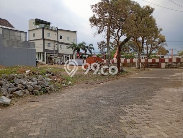Kost Potensial di Malang Kota, Luas 81m², Akses ke Malang Kota, Malang, Malang Kost Potensial di Malang Kota, Luas 81m², Akses ke Malang Kota, Malang, Malang