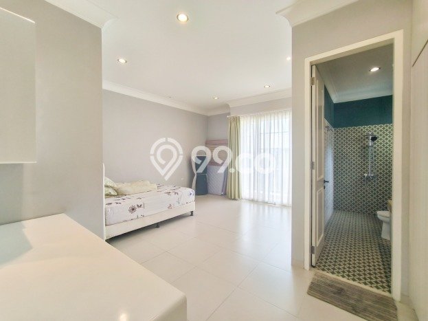 Rumah Elit Modern Tanpa Renovasi di Sentul City Bogor Rumah Elit Modern Tanpa Renovasi di Sentul City Bogor