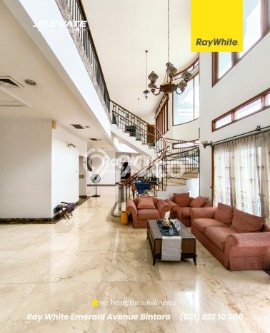 Jual Rumah Luas Elegan Dengan View Eksklusif di Pondok Indah, Jakarta Selatan Jual Rumah Luas Elegan Dengan View Eksklusif di Pondok Indah, Jakarta Selatan
