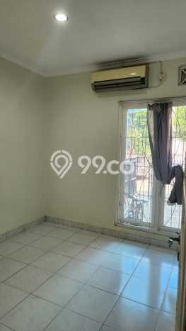 Hunian Nyaman Asri 3 KT Siap Huni di Bintaro Tangerang Selatan Hunian Nyaman Asri 3 KT Siap Huni di Bintaro Tangerang Selatan