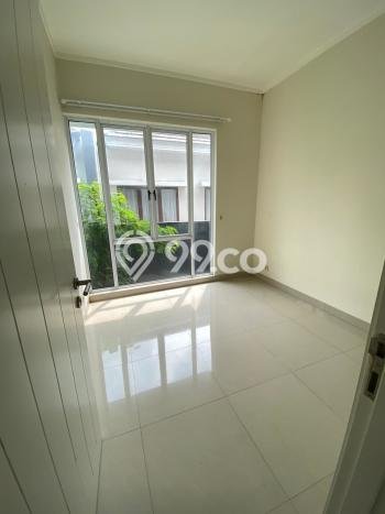 Rumah Mewah LB 120m2 Siap Pakai Desain Elegan di Bintaro, Tangerang Selatan Rumah Mewah LB 120m2 Siap Pakai Desain Elegan di Bintaro, Tangerang Selatan