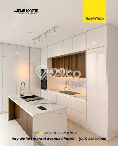 Ready to Use! Premium House LT 161m2 Desain Modern di Kemang Ready to Use! Premium House LT 161m2 Desain Modern di Kemang