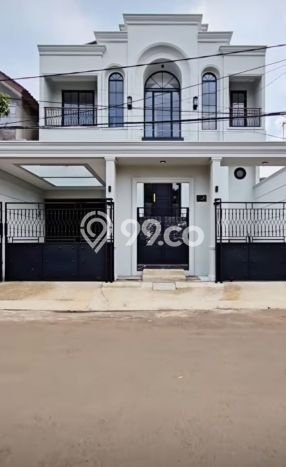 Rumah Luxury Modern Tanpa Renovasi di Bintaro Tangerang Selatan Rumah Luxury Modern Tanpa Renovasi di Bintaro Tangerang Selatan