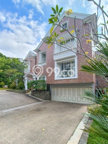 Rumah Elit Modern Tanpa Renovasi di Sentul City Bogor Rumah Elit Modern Tanpa Renovasi di Sentul City Bogor