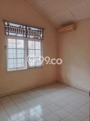 Dijual Rumah Eksklusif 4 KT di Sektor 5 - Bintaro, Tangerang Selatan Dijual Rumah Eksklusif 4 KT di Sektor 5 - Bintaro, Tangerang Selatan