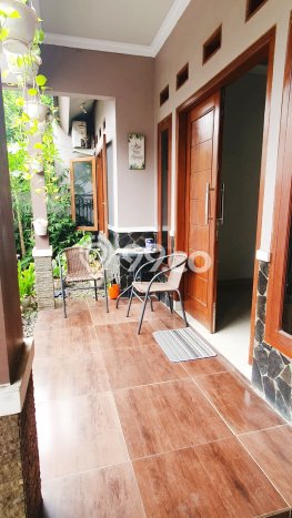 Jual Rumah Favorit Siap Huni LB 120m2 di Ciledug, Tangerang Jual Rumah Favorit Siap Huni LB 120m2 di Ciledug, Tangerang