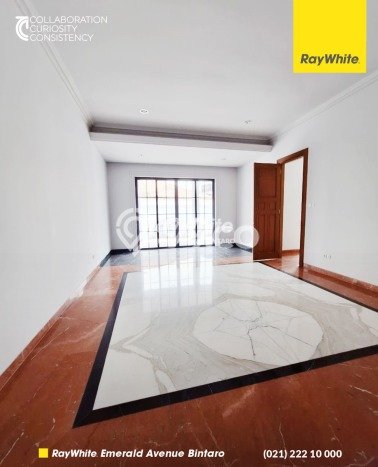 Rumah Elit Modern Tanpa Renovasi di Pondok Indah Jakarta Selatan Rumah Elit Modern Tanpa Renovasi di Pondok Indah Jakarta Selatan