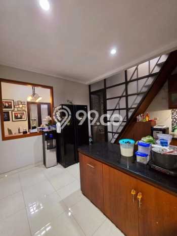 Rumah Elit Modern Tanpa Renovasi di Bintaro Tangerang Selatan Rumah Elit Modern Tanpa Renovasi di Bintaro Tangerang Selatan