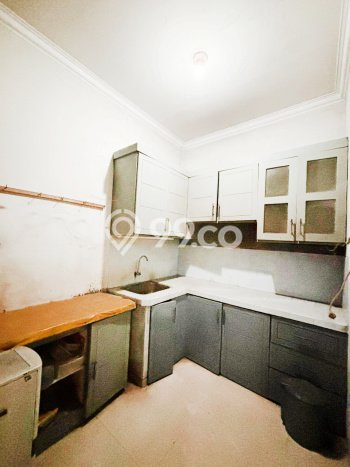 Siap Huni Hunian Elit 8 Kamar di Pondok Aren Dekat ke Mana Saja Siap Huni Hunian Elit 8 Kamar di Pondok Aren Dekat ke Mana Saja