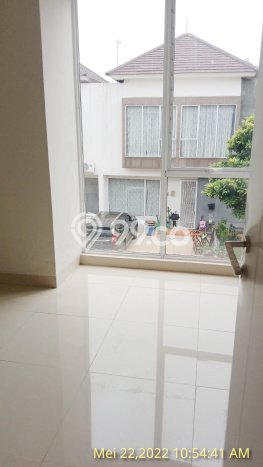 Dijual Rumah Eksklusif 3 KT di Graha Raya, Tangerang Dijual Rumah Eksklusif 3 KT di Graha Raya, Tangerang