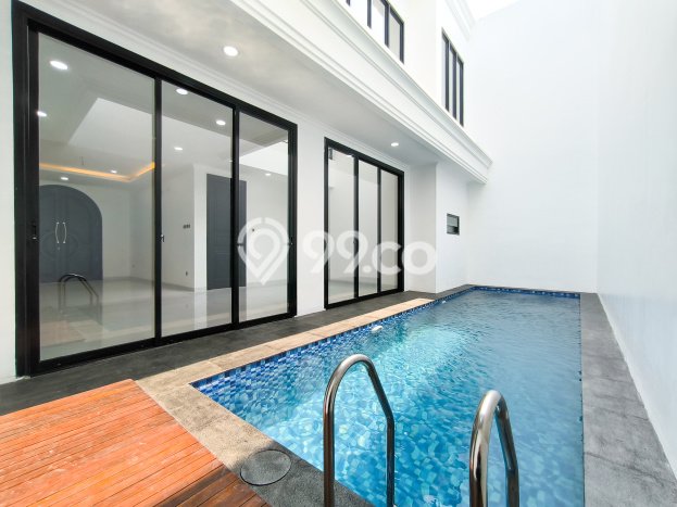 Rumah Elit LB 300m2 Siap Pakai Desain Elegan di Bintaro, Tangerang Selatan Rumah Elit LB 300m2 Siap Pakai Desain Elegan di Bintaro, Tangerang Selatan