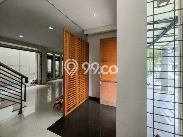 Rumah Elit Modern Tanpa Renovasi di Bintaro Tangerang Selatan Rumah Elit Modern Tanpa Renovasi di Bintaro Tangerang Selatan