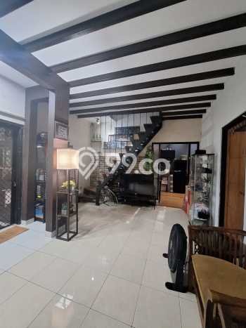 Dijual Rumah Luas Megah Dengan View Eksklusif di Bintaro, Tangerang Selatan Dijual Rumah Luas Megah Dengan View Eksklusif di Bintaro, Tangerang Selatan
