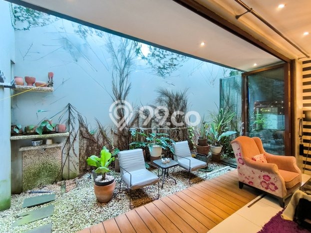 Dijual Rumah Mewah Megah Dengan View Cantik di Bintaro, Tangerang Selatan Dijual Rumah Mewah Megah Dengan View Cantik di Bintaro, Tangerang Selatan
