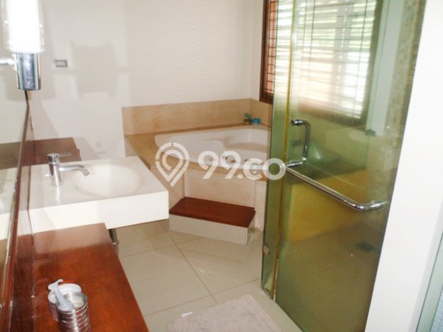 Dijual Rumah Premium dengan Fasilitas Sekitar Lengkap di Kebayoran Baru, Jakarta Selatan Dijual Rumah Premium dengan Fasilitas Sekitar Lengkap di Kebayoran Baru, Jakarta Selatan