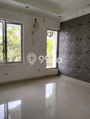 Rumah Mewah LB 321m2 Siap Huni Desain Elegan di BSD, Tangerang Rumah Mewah LB 321m2 Siap Huni Desain Elegan di BSD, Tangerang