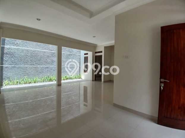 Rumah LT 144m2m² Desain Minimalis di , Dekat Fasilitas Umum, Tangerang Selatan Rumah LT 144m2m² Desain Minimalis di , Dekat Fasilitas Umum, Tangerang Selatan