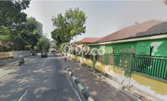 Hunian Mewah Siap Huni LT 388m2 di Kebayoran Baru, Jakarta Selatan Hunian Mewah Siap Huni LT 388m2 di Kebayoran Baru, Jakarta Selatan