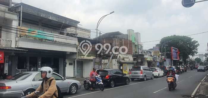 Ruko Strategis Kawasan Lowokwaru, Luas 200m2m², Area Komersial, Akses Lowokwaru, Malang, Malang Ruko Strategis Kawasan Lowokwaru, Luas 200m2m², Area Komersial, Akses Lowokwaru, Malang, Malang