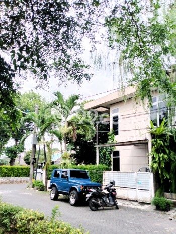Dijual Rumah Luas Elegan Dengan View Cantik di Bintaro, Tangerang Selatan Dijual Rumah Luas Elegan Dengan View Cantik di Bintaro, Tangerang Selatan