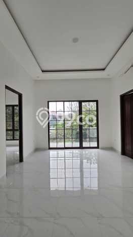 Rumah Mewah Siap Huni LT 144m2 di Serpong Utara, Tangerang Selatan Rumah Mewah Siap Huni LT 144m2 di Serpong Utara, Tangerang Selatan