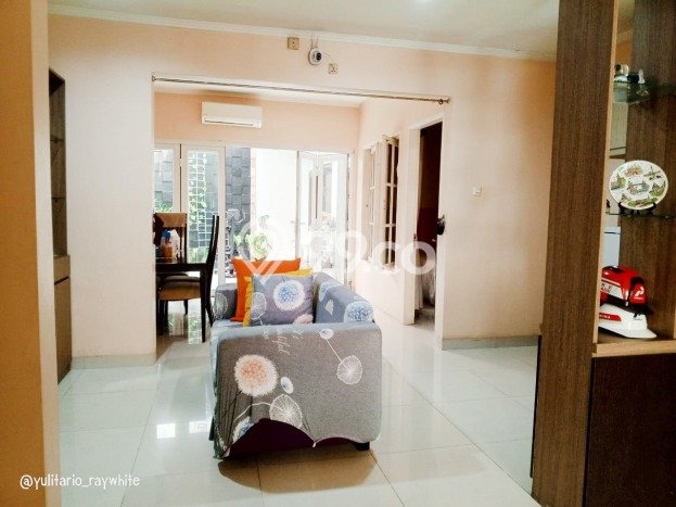 For Sale! Premium House LT 127m2 Desain Elegan di Bintaro For Sale! Premium House LT 127m2 Desain Elegan di Bintaro