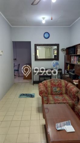 Dijual Rumah Eksklusif 2 KT di Bintaro, Tangerang Selatan Dijual Rumah Eksklusif 2 KT di Bintaro, Tangerang Selatan