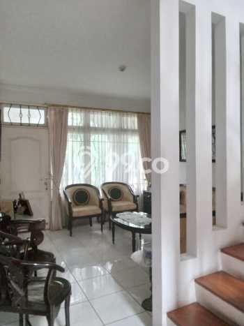 Ready to Use! Premium House LT 255m2 Desain Elegan di Bintaro Ready to Use! Premium House LT 255m2 Desain Elegan di Bintaro