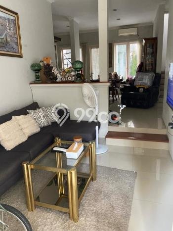 Rumah Elit LB 200m2 Siap Huni Desain Elegan di Bintaro, Tangerang Selatan Rumah Elit LB 200m2 Siap Huni Desain Elegan di Bintaro, Tangerang Selatan