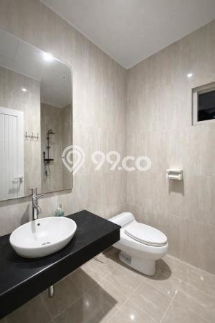 Jual Rumah Luas Megah Dengan View Cantik di Bintaro, Tangerang Selatan Jual Rumah Luas Megah Dengan View Cantik di Bintaro, Tangerang Selatan