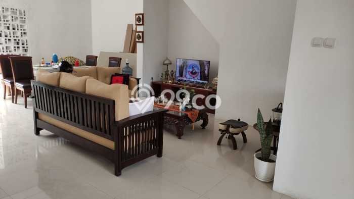 Rumah Eksklusif Siap Huni LT 180m2 di Serpong Utara, Tangerang Selatan Rumah Eksklusif Siap Huni LT 180m2 di Serpong Utara, Tangerang Selatan