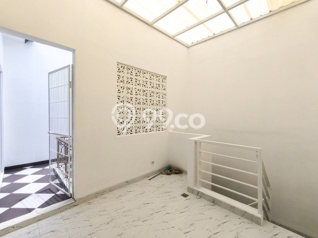 For Sale! Premium House LT 135m2 Desain Modern di Bintaro For Sale! Premium House LT 135m2 Desain Modern di Bintaro