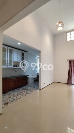 Dijual Hunian Rumah Terawat 2 KT di Bintaro, Tangerang Selatan Dijual Hunian Rumah Terawat 2 KT di Bintaro, Tangerang Selatan