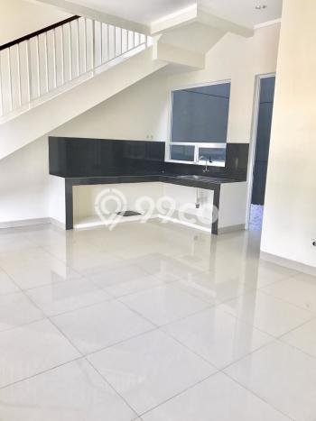 SPECIAL PRICE! Rumah Asri lokasi Bintaro, Luas 90m² Bangunan 91m² SPECIAL PRICE! Rumah Asri lokasi Bintaro, Luas 90m² Bangunan 91m²