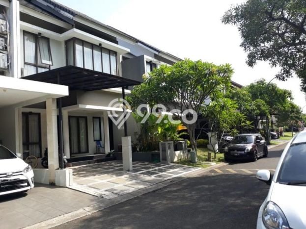 Rumah Elit LB 185m2 Siap Huni Desain Elegan di Bintaro, Tangerang Selatan Rumah Elit LB 185m2 Siap Huni Desain Elegan di Bintaro, Tangerang Selatan