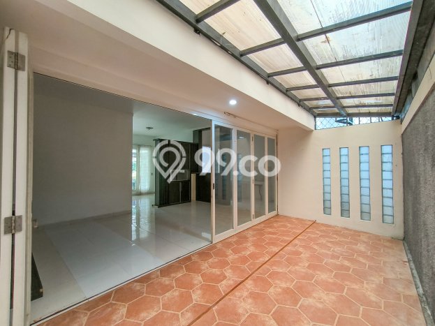 Rumah Elit Modern Tanpa Renovasi di Bintaro Tangerang Selatan Rumah Elit Modern Tanpa Renovasi di Bintaro Tangerang Selatan