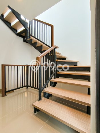 Rumah Minimalis 4 KT di Graha Raya Bintaro Tangerang Selatan Unfurnished Rumah Minimalis 4 KT di Graha Raya Bintaro Tangerang Selatan Unfurnished