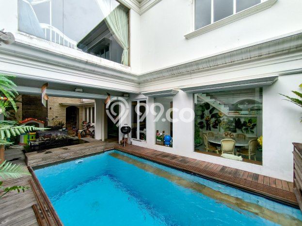 Jual Rumah Luas Megah Dengan View Eksklusif di Bintaro, Tangerang Selatan Jual Rumah Luas Megah Dengan View Eksklusif di Bintaro, Tangerang Selatan