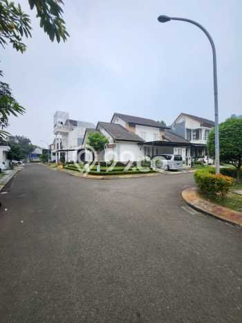Hunian Elit LB 180m2 Siap Pakai Desain Elegan di Bintaro, Tangerang Selatan Hunian Elit LB 180m2 Siap Pakai Desain Elegan di Bintaro, Tangerang Selatan