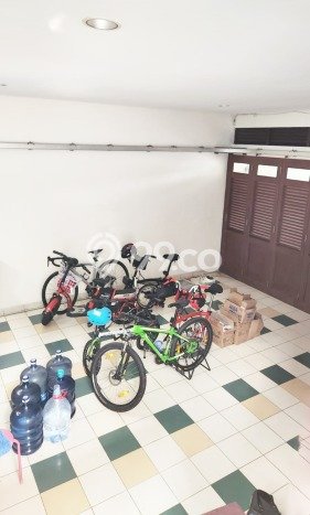 Jual Rumah Luas Elegan Dengan View Eksklusif di Bintaro, Tangerang Selatan Jual Rumah Luas Elegan Dengan View Eksklusif di Bintaro, Tangerang Selatan