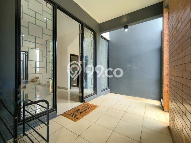 Dijual Rumah Luas Megah Dengan View Cantik di Bintaro, Jakarta Selatan Dijual Rumah Luas Megah Dengan View Cantik di Bintaro, Jakarta Selatan