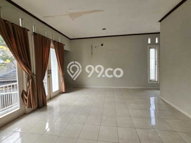Rumah Elit LB 250m2 Siap Pakai Desain Elegan di Bintaro, Tangerang Selatan Rumah Elit LB 250m2 Siap Pakai Desain Elegan di Bintaro, Tangerang Selatan
