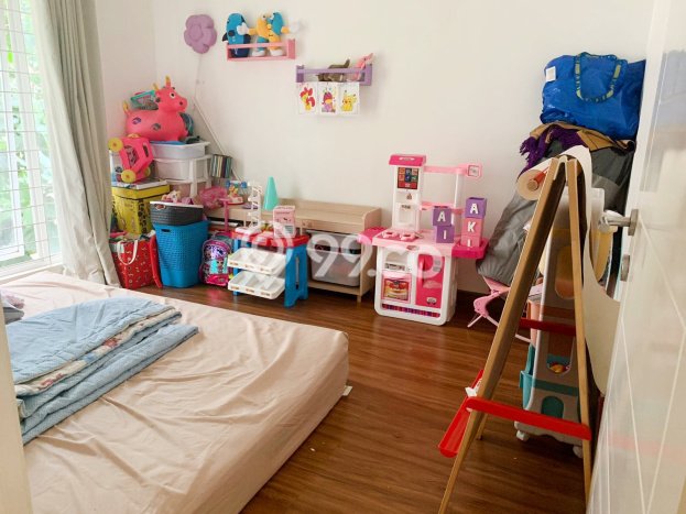 Dijual Rumah Luas Elegan Dengan View Cantik di Bintaro, Jakarta Selatan Dijual Rumah Luas Elegan Dengan View Cantik di Bintaro, Jakarta Selatan
