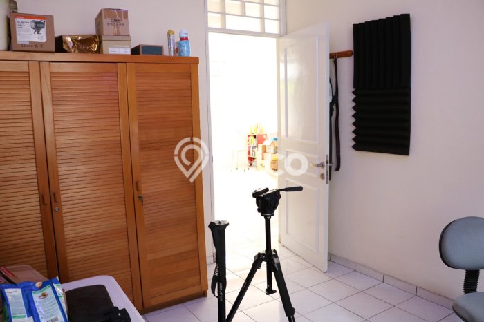Rumah Minimalis 2 KT di Graha Raya Tangerang Semi Furnished Rumah Minimalis 2 KT di Graha Raya Tangerang Semi Furnished
