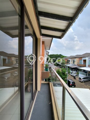 Hunian Mewah LB 161m2 Siap Pakai Desain Elegan di Bintaro, Tangerang Selatan Hunian Mewah LB 161m2 Siap Pakai Desain Elegan di Bintaro, Tangerang Selatan