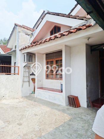 Rumah Minimalis 3 Kamar LT 120m2 di Graha Raya Rumah Minimalis 3 Kamar LT 120m2 di Graha Raya