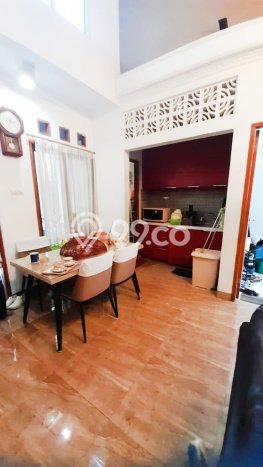Hunian Elit LB 300m2 Siap Huni Desain Elegan di Pondok Indah, Jakarta Selatan Hunian Elit LB 300m2 Siap Huni Desain Elegan di Pondok Indah, Jakarta Selatan