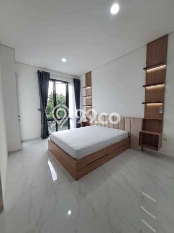Jual Rumah Eksklusif 4 KT di Bintaro, Tangerang Selatan Jual Rumah Eksklusif 4 KT di Bintaro, Tangerang Selatan